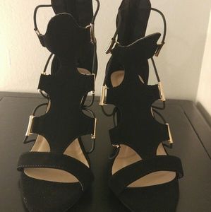 Black strappy sandals size 6.5